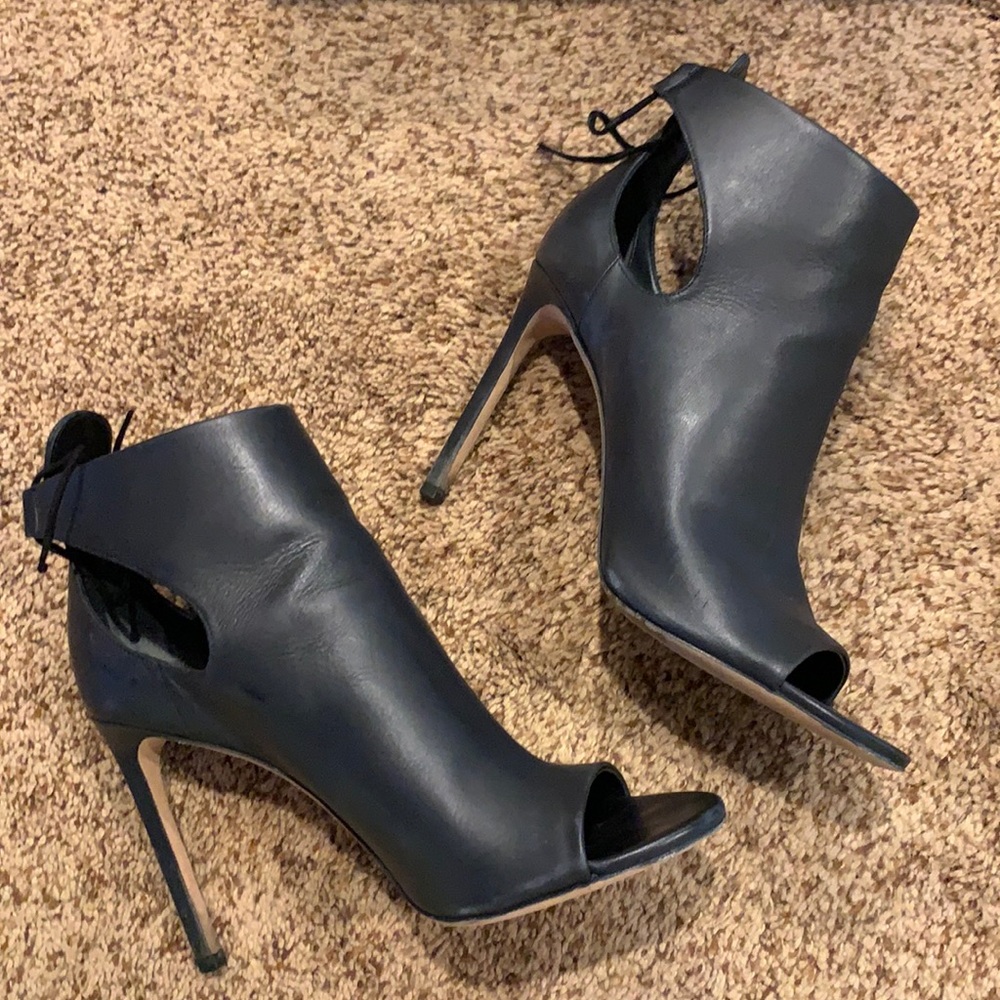 Vince Camuto heels